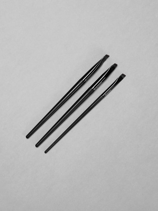 Forme Medium Angled Brush