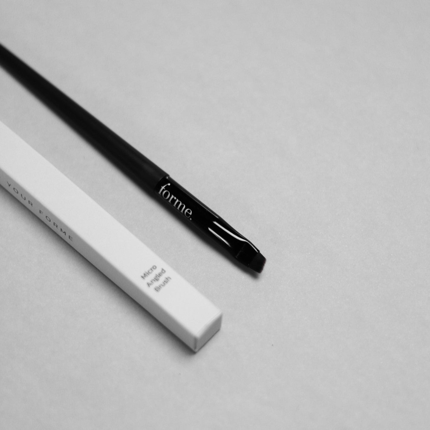 Forme Micro Angled Brush