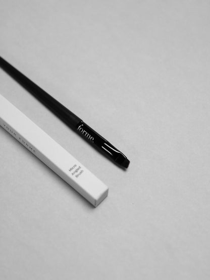 Forme Micro Angled Brush
